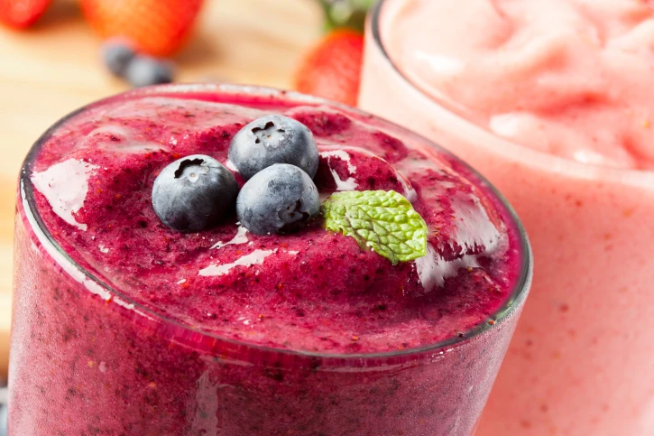 Smoothies &  Mocktails